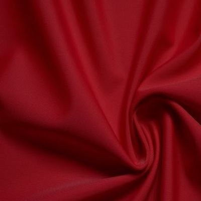 Kód: 38513 Matt két irányba elasztikus lycra 190 grm2. 100 százalékosan újrahasznosított ECONYL ® poliamid nylon szálból készült,  bizonyítottan kétszer jobban ellenáll a klórnak, barnító krémeknek, olajoknak mint a hasonló szövetek. LYCRA Xtra Life ™ hosszú élettratamú.